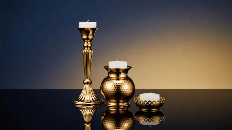 Hosley Gold Metal Candle Holder Set